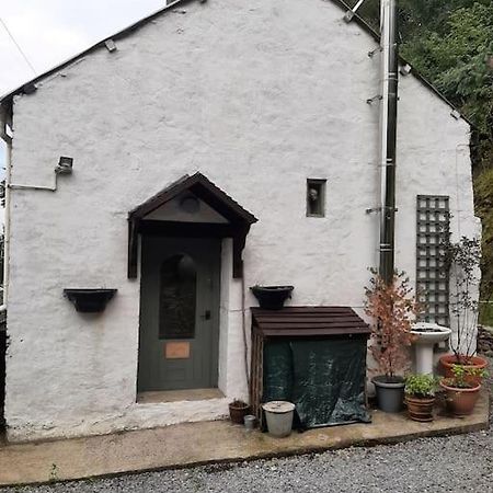 Y Smithy Apartment Llanybydder Exterior photo